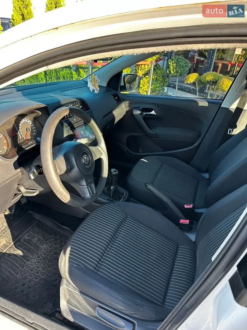 2011 Volkswagen Polo - мініатюра 15
