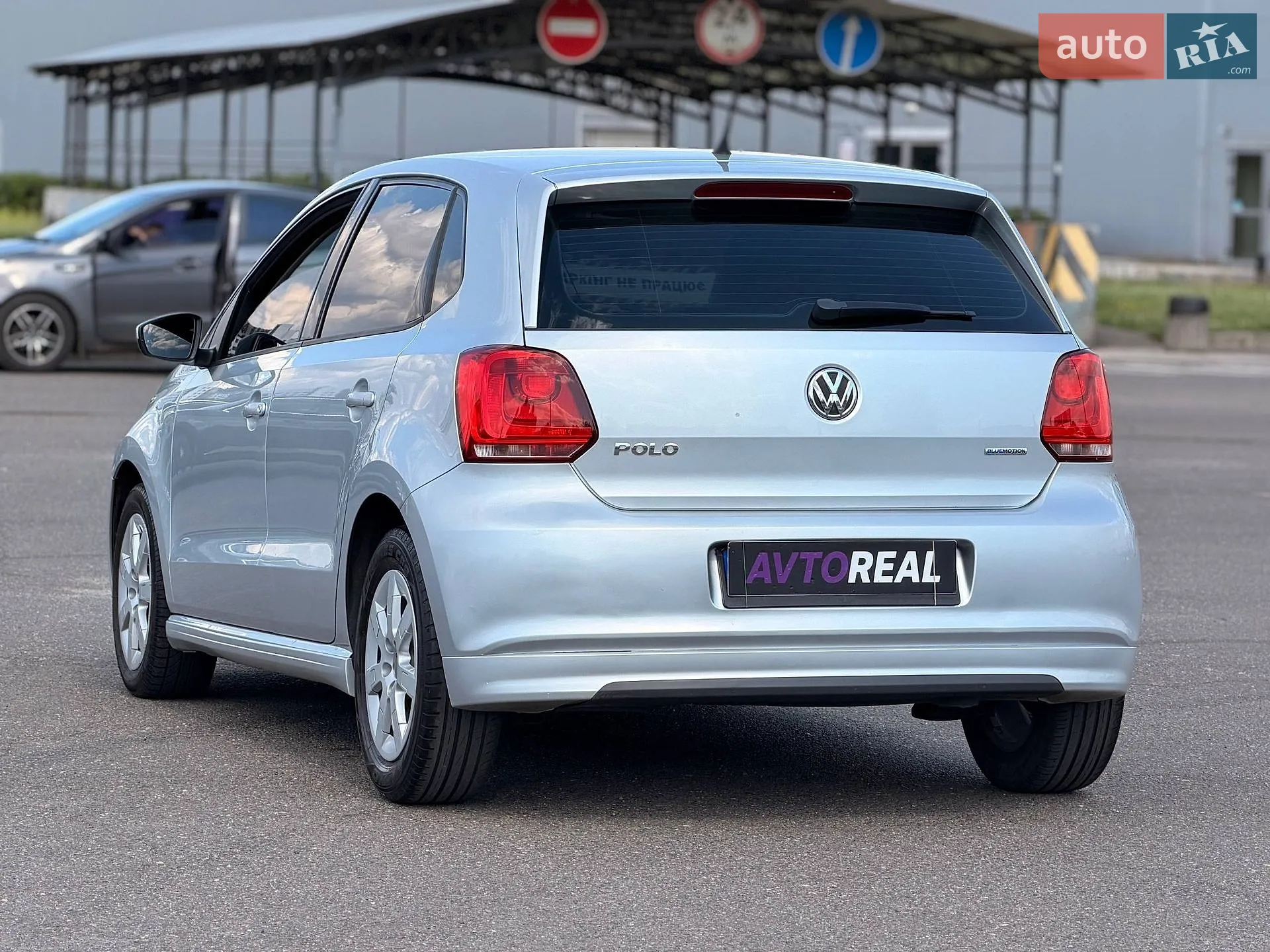2012 Volkswagen Polo - мініатюра 22