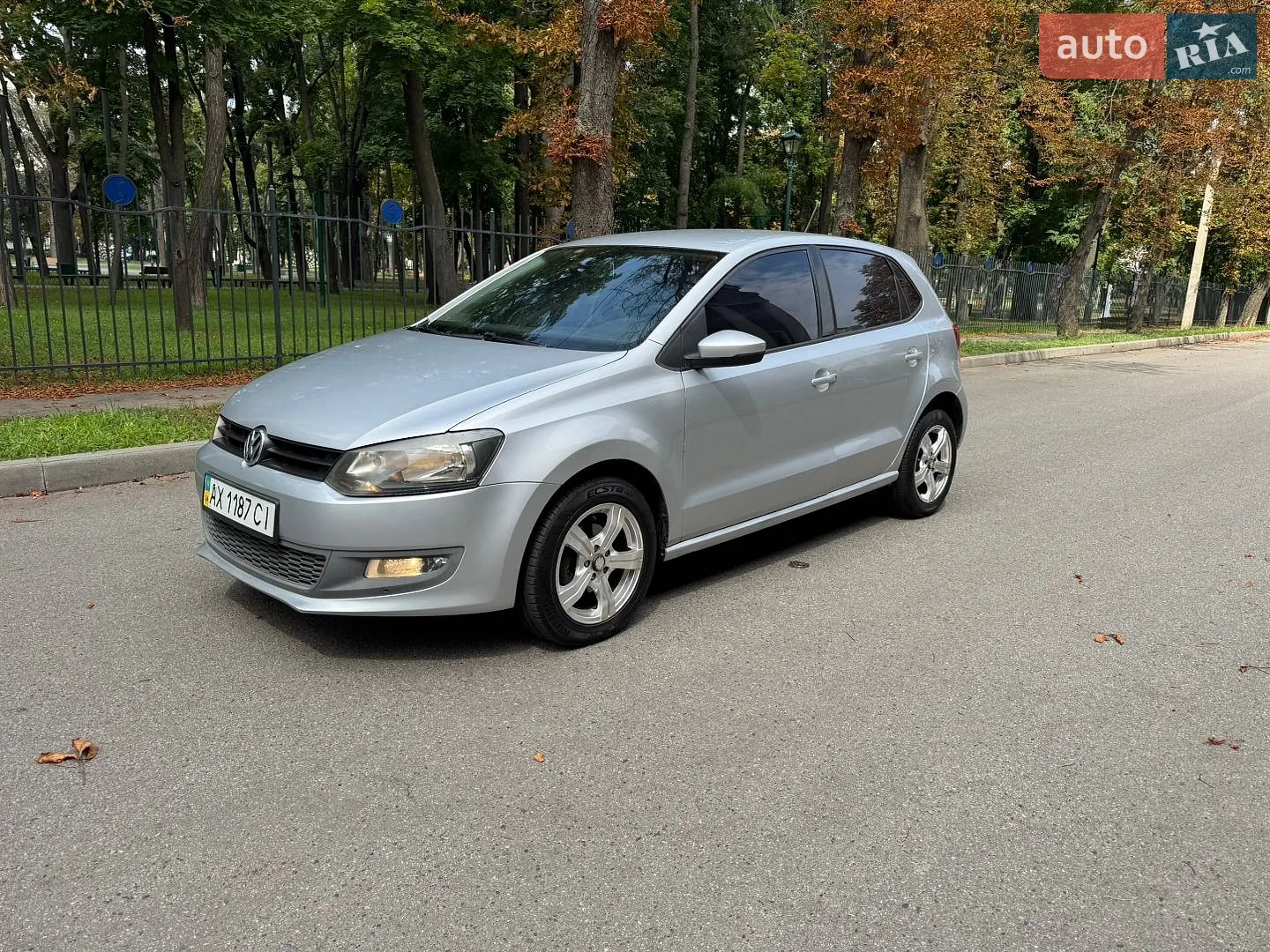 Volkswagen Polo 2011 VIN XW8ZZZ61ZCG013265 фото оголошення 13 з 23