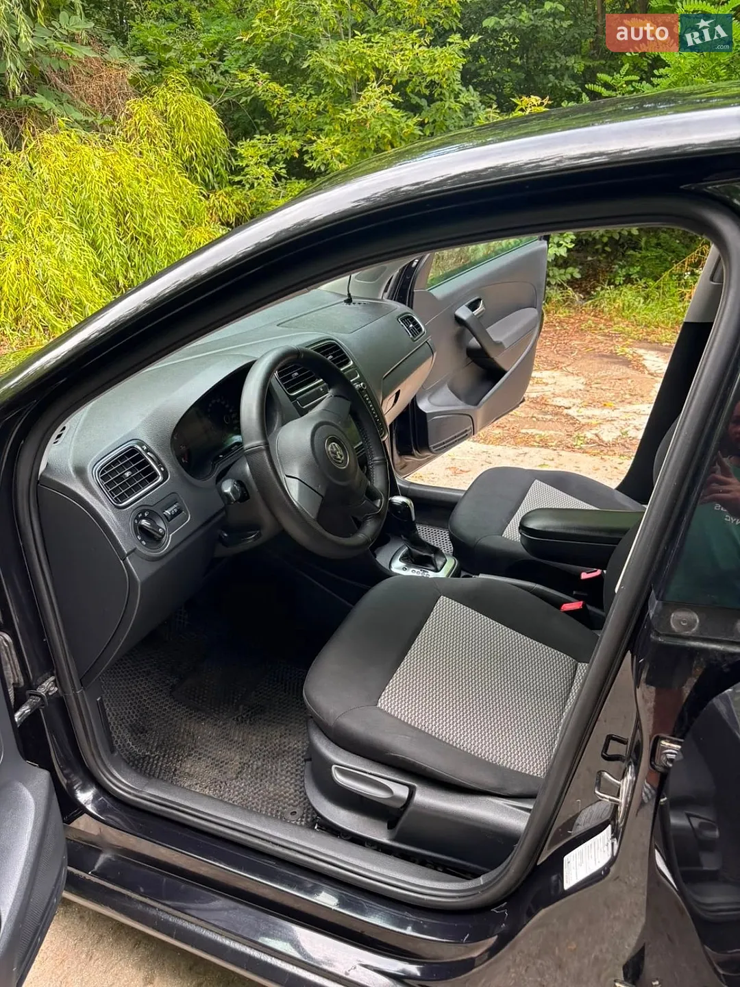 2010 Volkswagen Polo - мініатюра 18