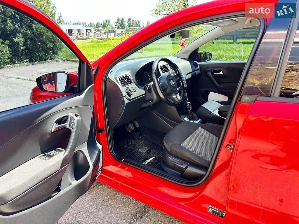 2010 Volkswagen Polo - мініатюра 9