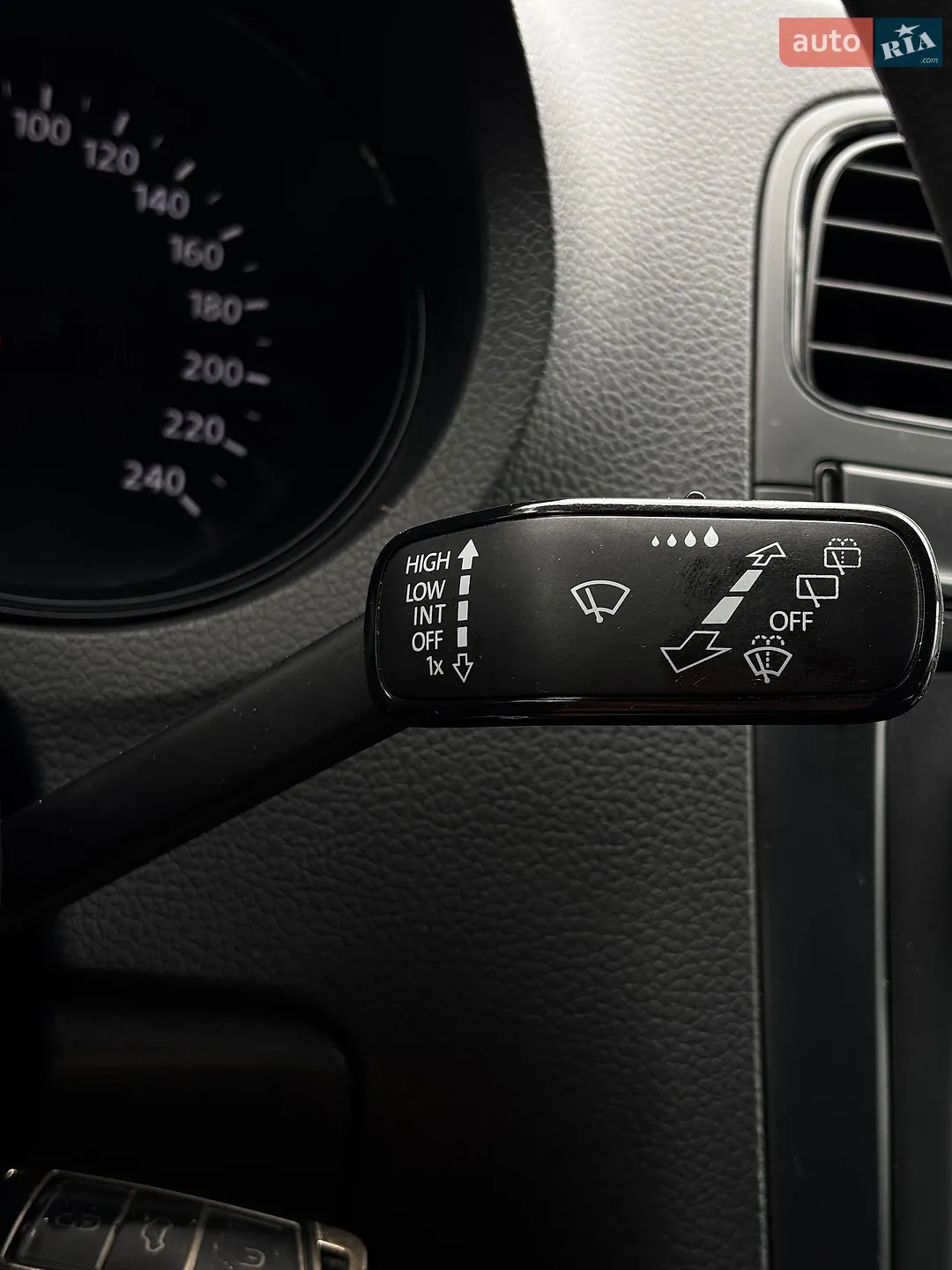 2015 Volkswagen Polo - мініатюра 23