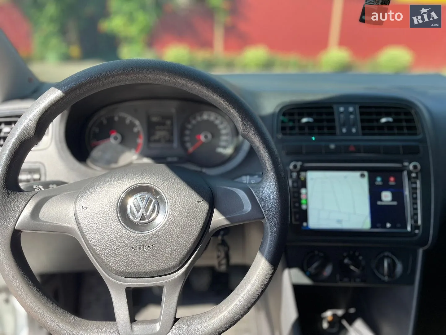 2017 Volkswagen Polo - мініатюра 12