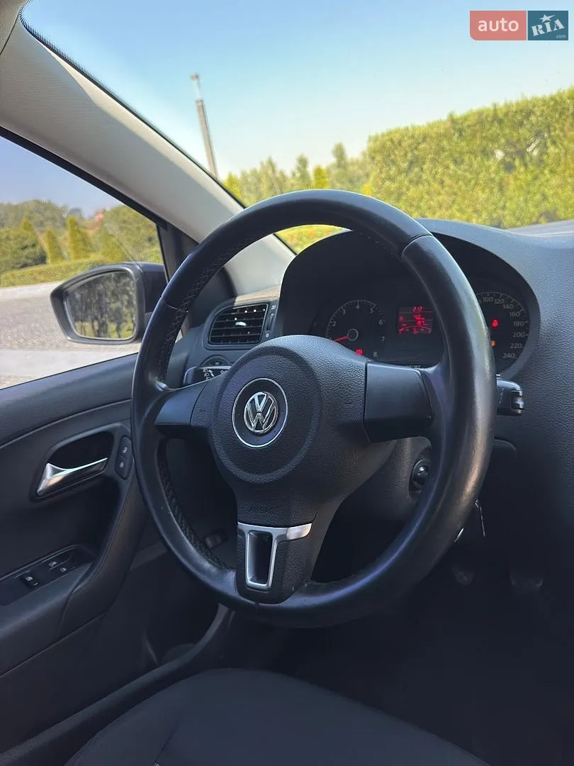 2012 Volkswagen Polo - мініатюра 26