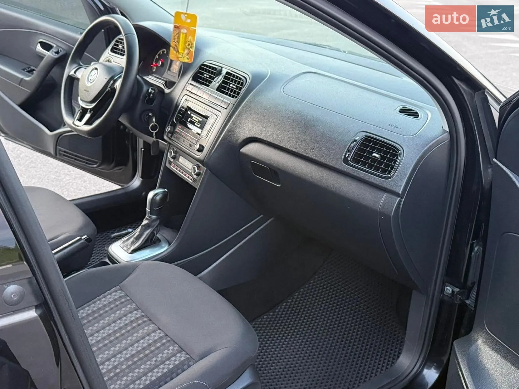 2017 Volkswagen Polo - мініатюра 8