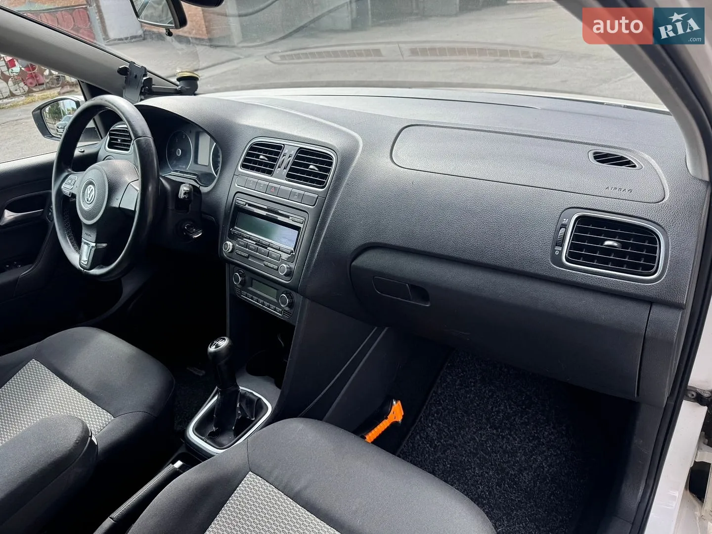 2011 Volkswagen Polo - мініатюра 24