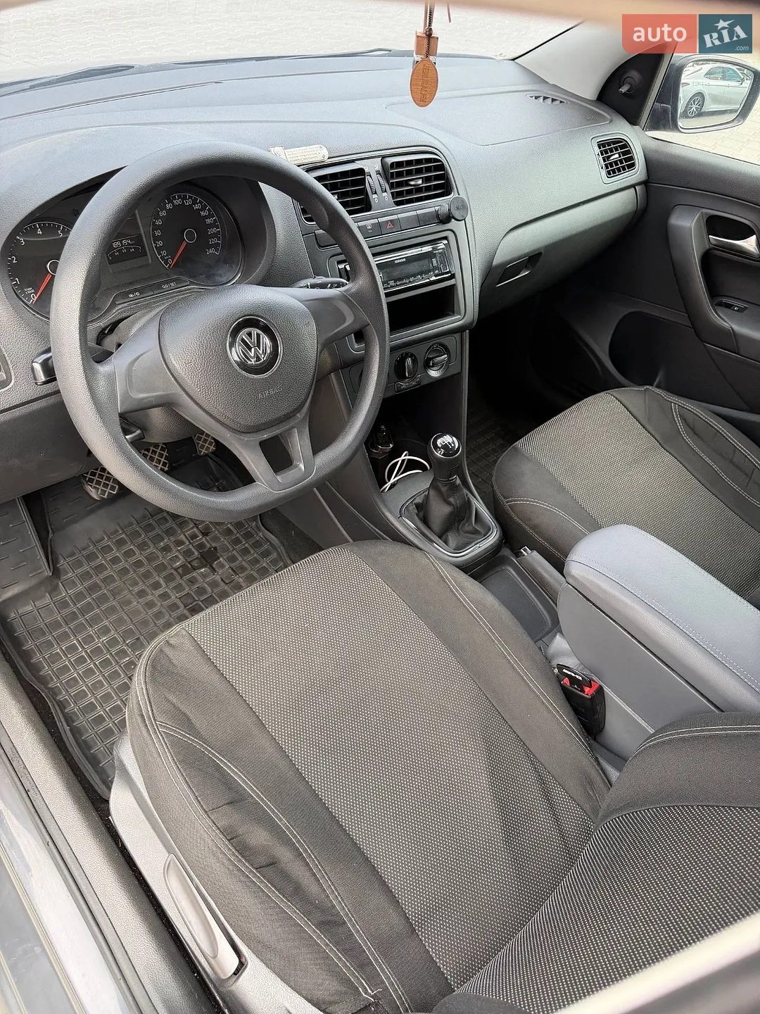 2016 Volkswagen Polo - мініатюра 8