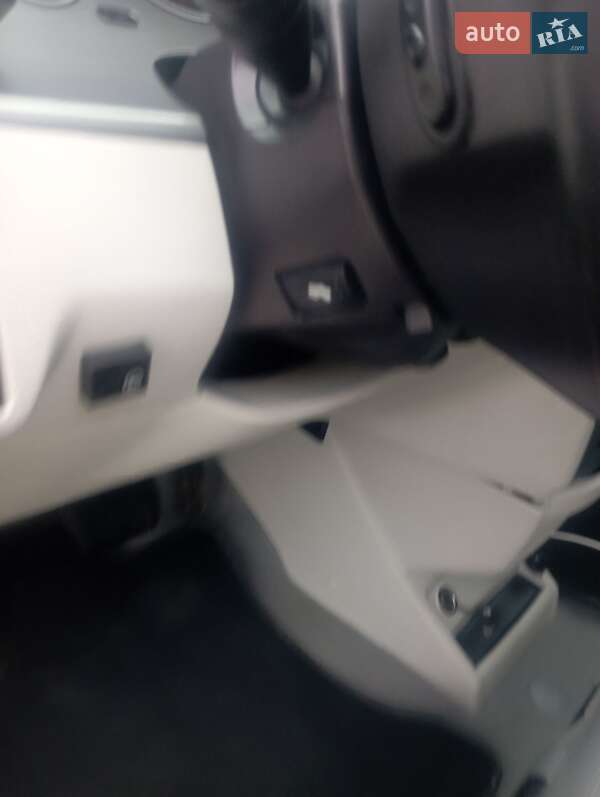 Минивэн Volkswagen Routan 2010 в Львове фото 6 Минивэн Volkswagen Routan 2010 в Львове