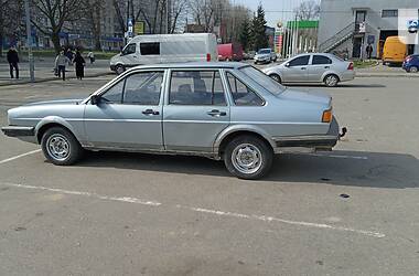 Седан Volkswagen Santana 1982 в Черновцах