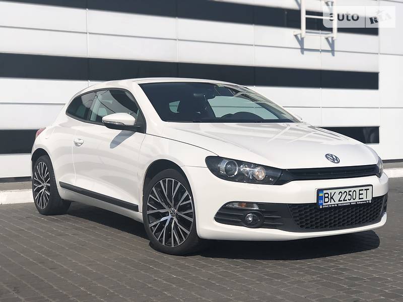 Купе Volkswagen Scirocco 2012 в 