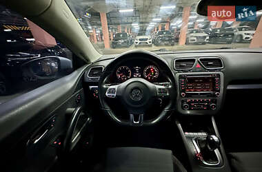 Хетчбек Volkswagen Scirocco 2010 в 