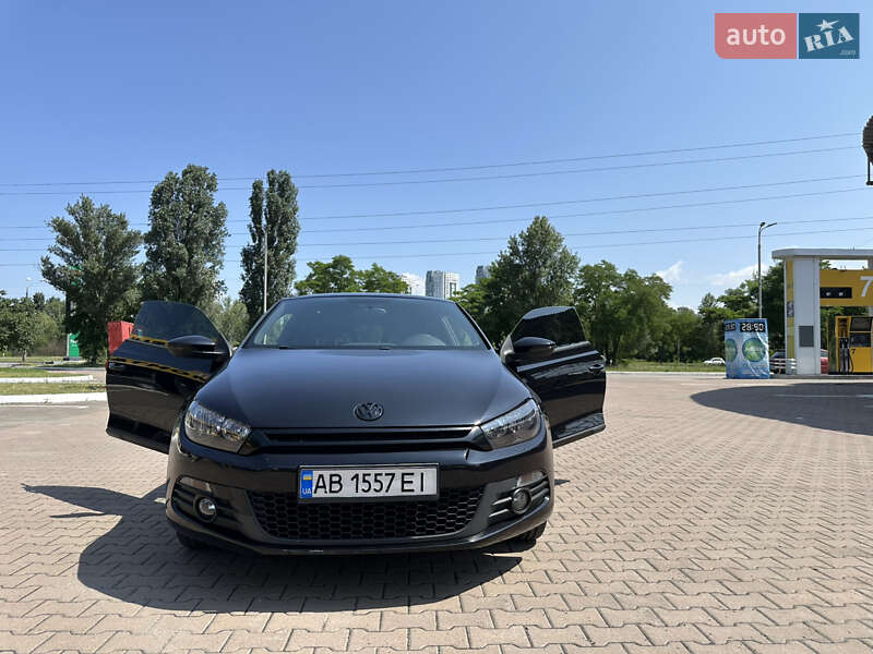 Хетчбек Volkswagen Scirocco 2008 в 