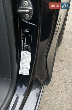 Хэтчбек Volkswagen Scirocco 2009 в 