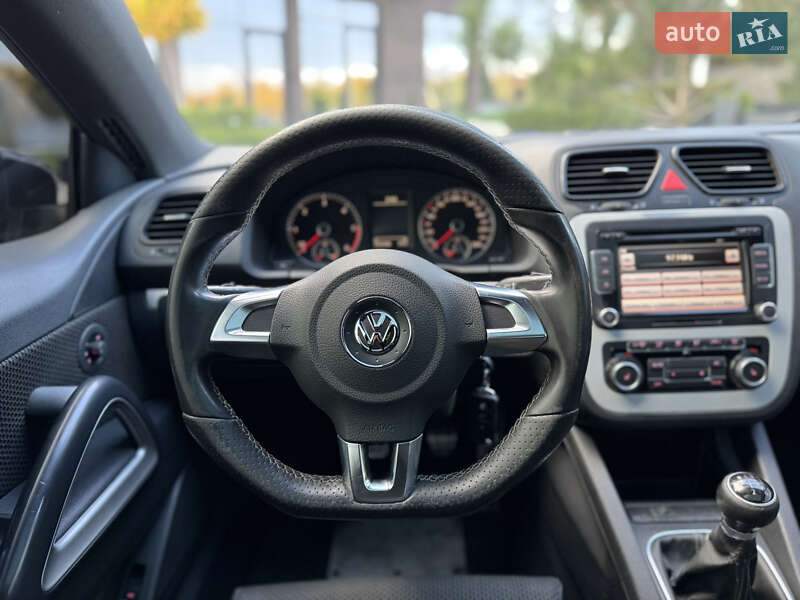 Хетчбек Volkswagen Scirocco 2010 в Ужгороді
