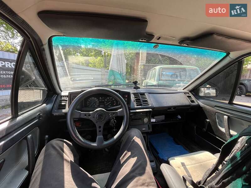 Хэтчбек Volkswagen Scirocco 1986 в Львове