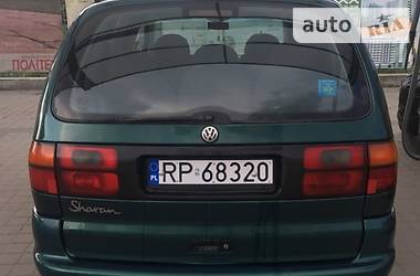 Минивэн Volkswagen Sharan 1996 в Львове