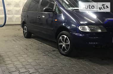 Минивэн Volkswagen Sharan 1998 в Хмельницком