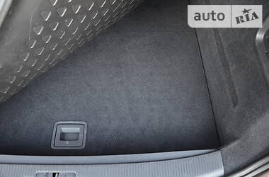 Мінівен Volkswagen Sharan 2011 в 