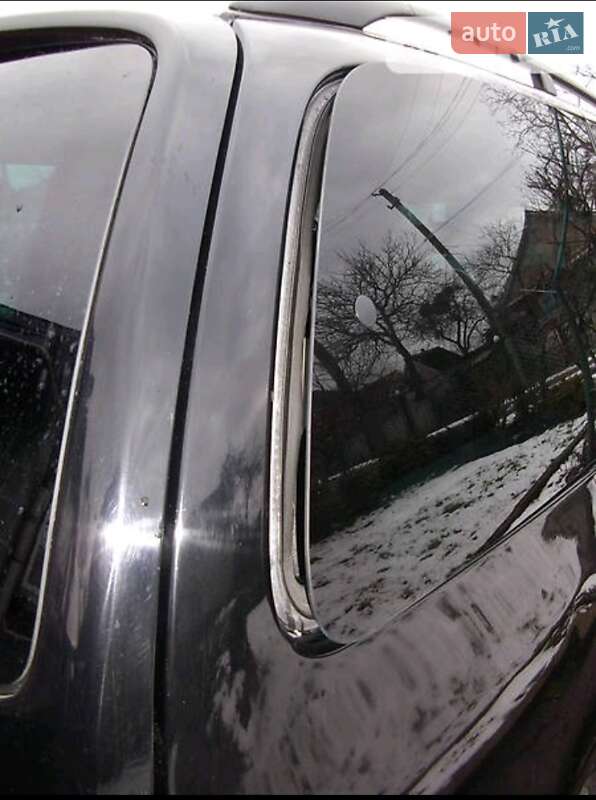 Минивэн Volkswagen Sharan 2001 в Киеве