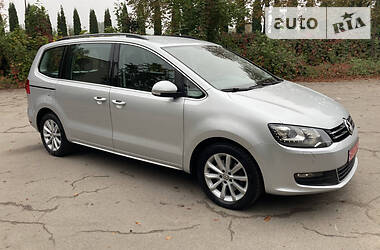 Минивэн Volkswagen Sharan 2010 в Луцке