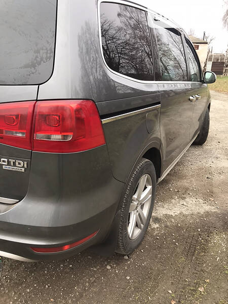 Мінівен Volkswagen Sharan 2012 в Бару