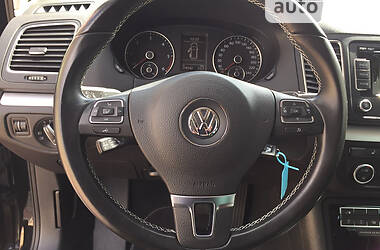 Мінівен Volkswagen Sharan 2014 в Чернівцях
