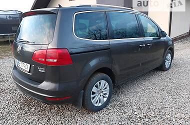 Минивэн Volkswagen Sharan 2014 в Черновцах