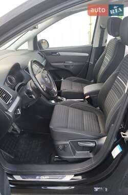 Минивэн Volkswagen Sharan 2015 в 