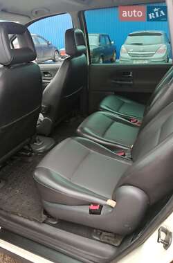 Минивэн Volkswagen Sharan 2007 в Киеве