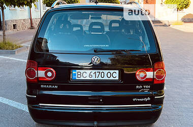 Минивэн Volkswagen Sharan 2007 в Городке