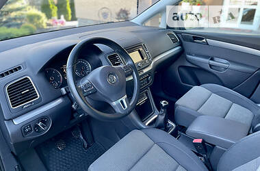 Мінівен Volkswagen Sharan 2012 в Тернополі