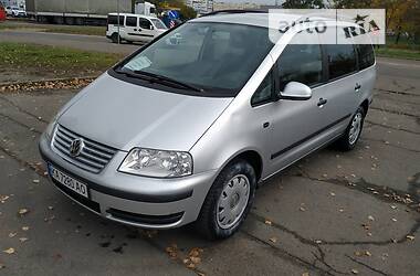 Минивэн Volkswagen Sharan 2007 в 