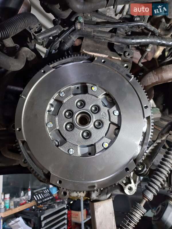 Минивэн Volkswagen Sharan 2005 в Трускавце