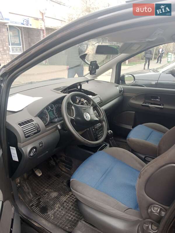 Мінівен Volkswagen Sharan 2006 в Ужгороді