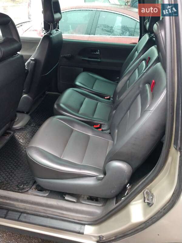 Мінівен Volkswagen Sharan 2008 в Черкасах