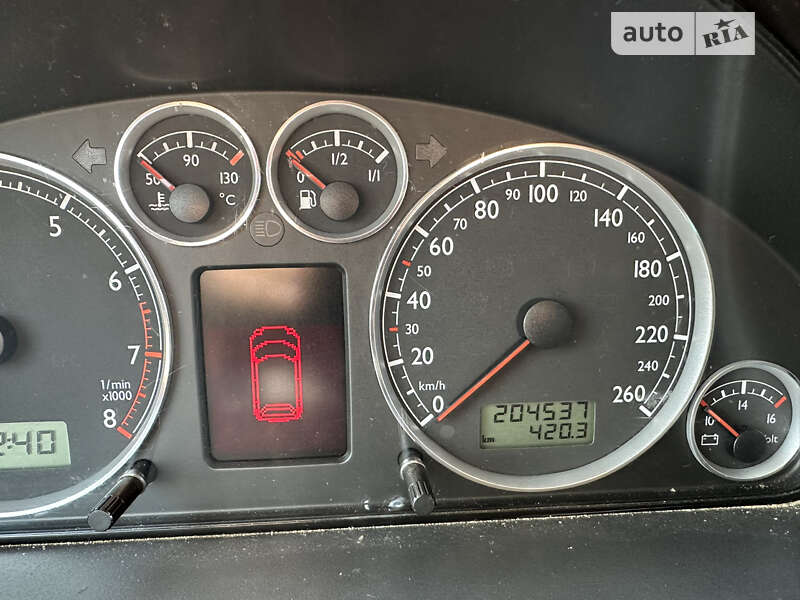 Минивэн Volkswagen Sharan 2007 в Киеве