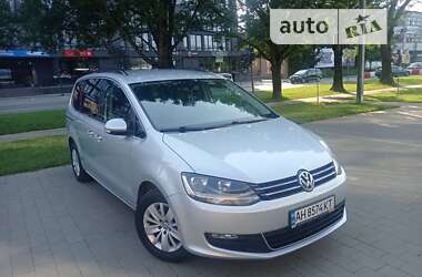 Мінівен Volkswagen Sharan 2015 в Ужгороді