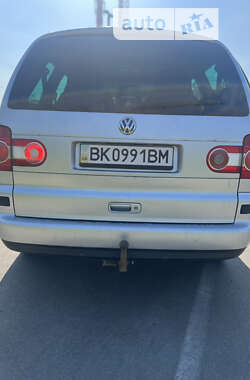 Минивэн Volkswagen Sharan 2005 в 