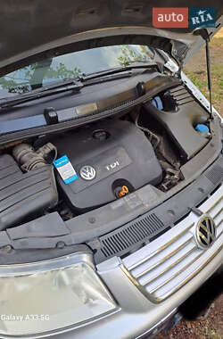 Минивэн Volkswagen Sharan 2007 в 