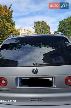 Минивэн Volkswagen Sharan 2007 в Ужгороде