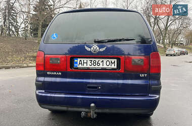 Минивэн Volkswagen Sharan 2003 в Краматорске