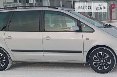 Минивэн Volkswagen Sharan 2002 в Чернигове
