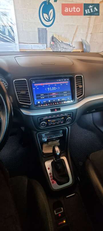 Минивэн Volkswagen Sharan 2011 в Ковеле