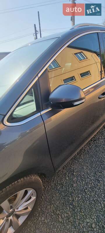 Минивэн Volkswagen Sharan 2011 в Ковеле