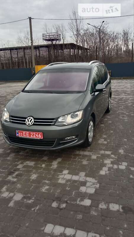 Volkswagen Sharan 2011
