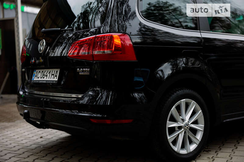 Мінівен Volkswagen Sharan 2010 в Києві