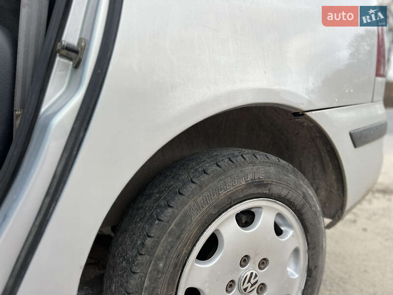 Минивэн Volkswagen Sharan 2000 в Тернополе