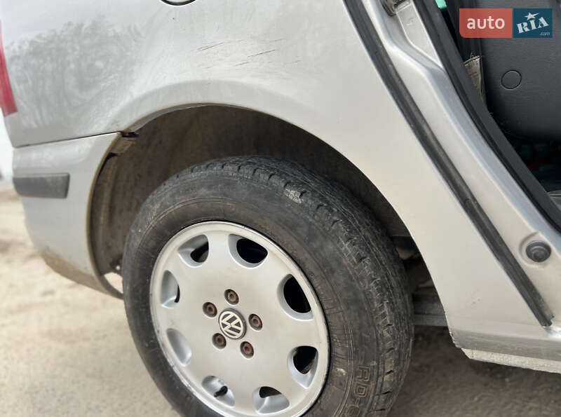 Минивэн Volkswagen Sharan 2000 в Тернополе
