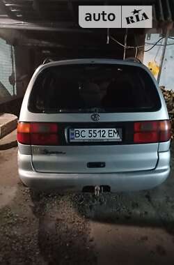 Минивэн Volkswagen Sharan 1996 в Луцке