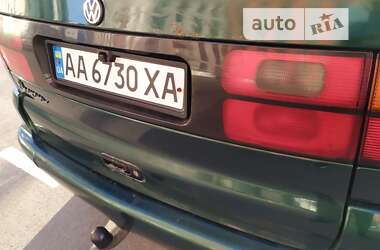 Мінівен Volkswagen Sharan 1998 в Києві